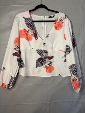 85. ChicMe White Floral V-Neck Long Sleeve Top - Coral Bloom